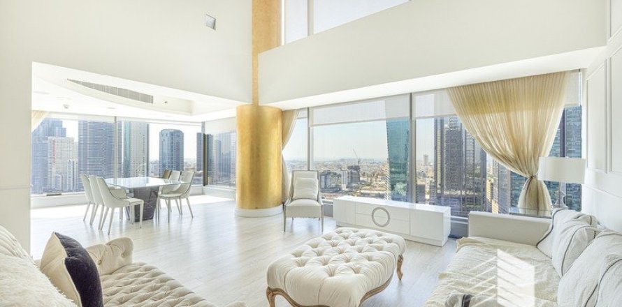 Дуплекс с 3 спальнями в World Trade Centre Residence, ОАЭ №48717