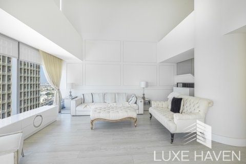 Дуплекс с 3 спальнями в World Trade Centre Residence, ОАЭ №48717 4