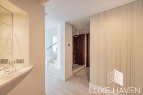 Дуплекс с 3 спальнями в World Trade Centre Residence, ОАЭ №48717 22