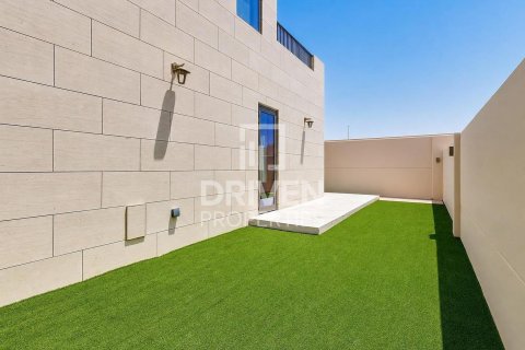 Townhouse de 3 dormitorios en Jumeirah Golf Estates, UAE No. 215241 26