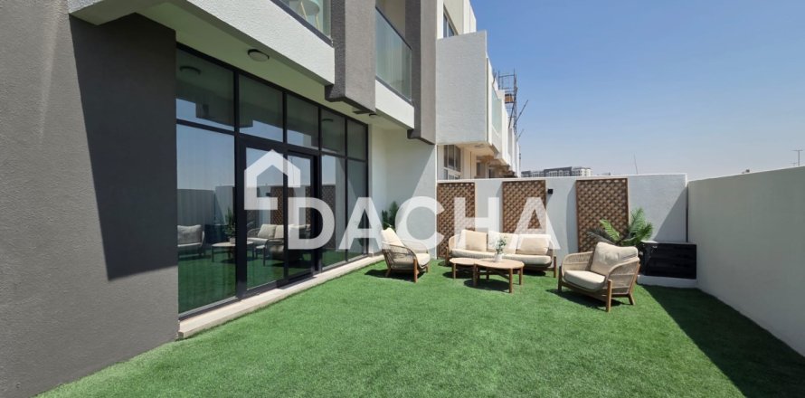 Townhouse de 2 chambres à Dubai, UAE No. 162170