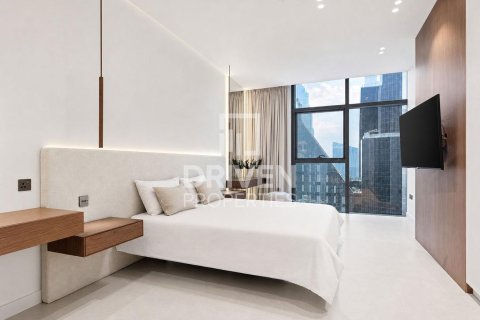 Duplex de 4 dormitorios en Central Park Tower, UAE No. 221420 9
