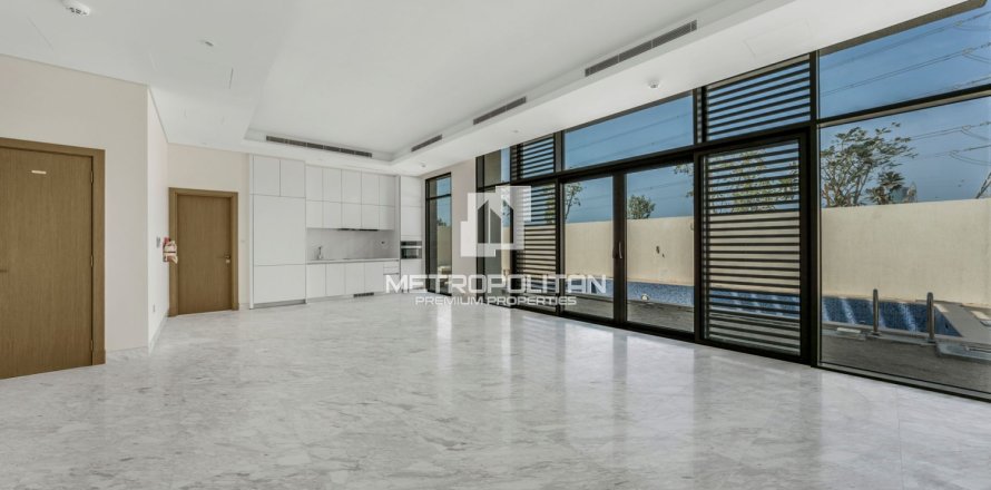 4 bedrooms Villa in District One, UAE No. 128113