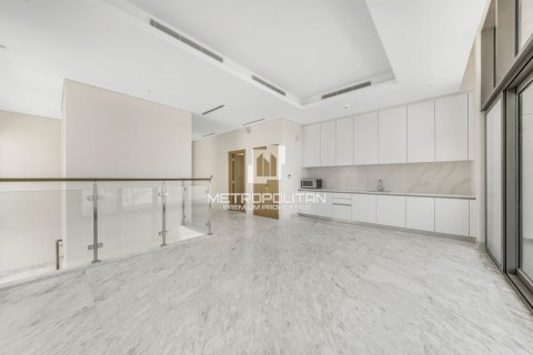 4 bedrooms Villa in District One, UAE No. 128113 12