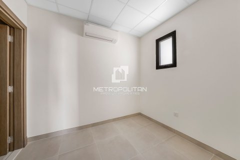 4 bedrooms Villa in District One, UAE No. 128113 17
