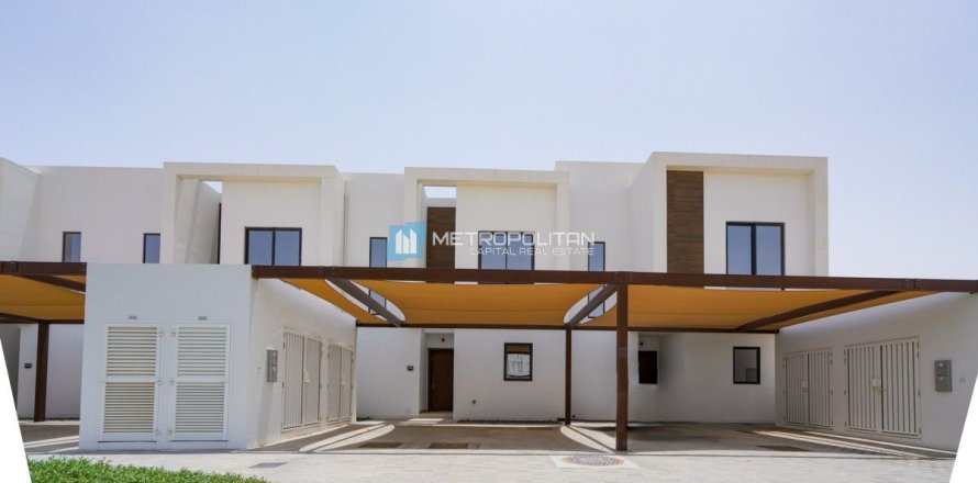 Townhouse de 2 chambres à Al Ghadeer, UAE No. 137118