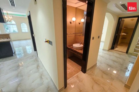 Villa de 3 chambres à Dubai, UAE No. 222102 12