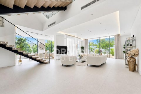 Villa de 5 dormitorios en Al Barsha South, UAE No. 221395 11