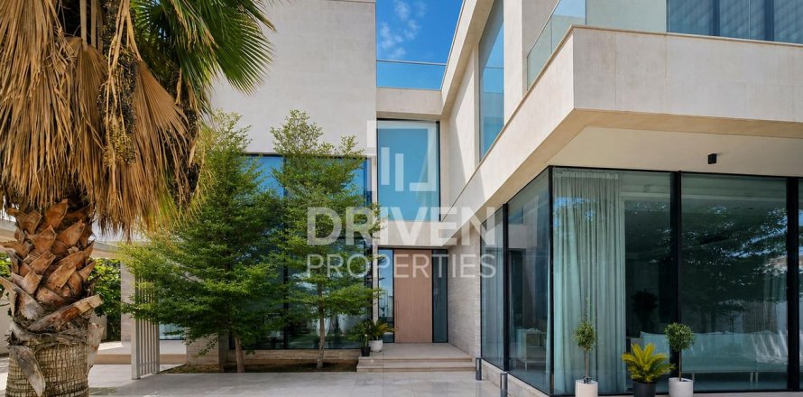 Villa de 5 dormitorios en Al Barsha South, UAE No. 221395