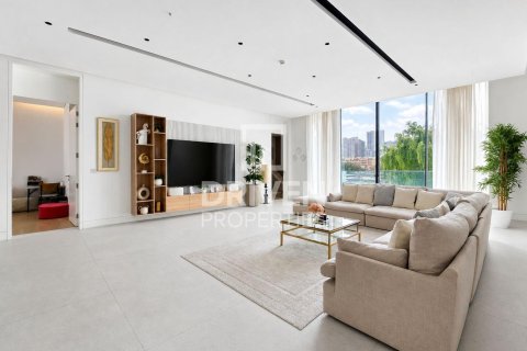 Villa de 5 dormitorios en Al Barsha South, UAE No. 221395 10