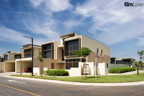5 bedrooms Villa in Dubai Hills Estate, UAE No. 215859