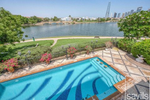 Villa de 5 chambres à Jumeirah Islands, UAE No. 203727