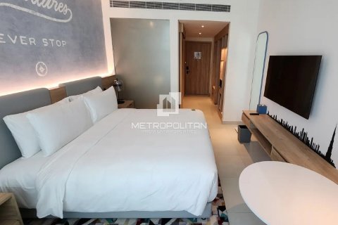 33m² Apartment in Seven Palm, UAE No. 40100 6