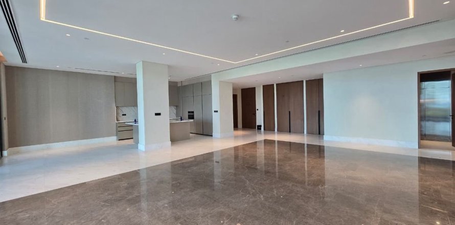 3 bedrooms Apartment in Palm Jumeirah, UAE No. 200185