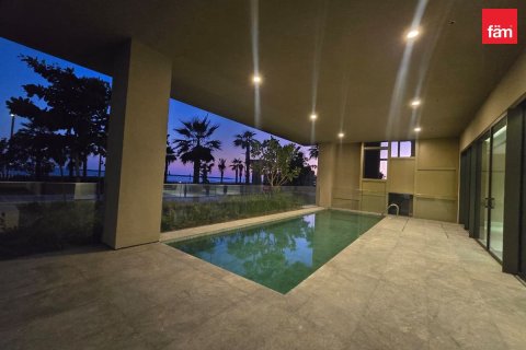 3 bedrooms Apartment in Palm Jumeirah, UAE No. 200185 11