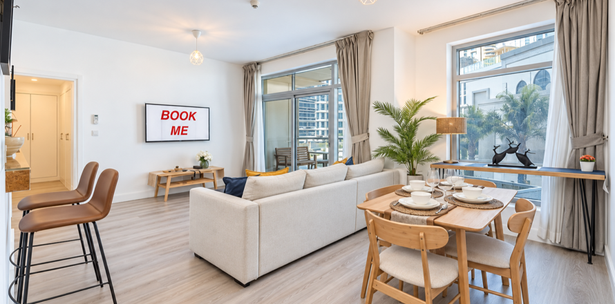 Apartment de 1 dormitorio en Blakely Tower, UAE No. 223440