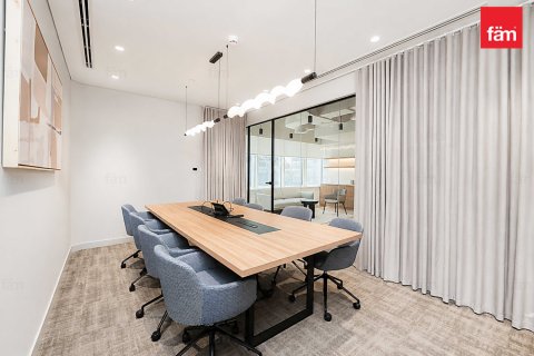 Office de 261m² en Sheikh Zayed Road, UAE No. 159637 3