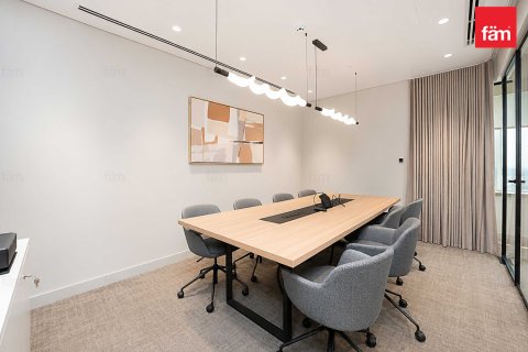 Office de 261m² en Sheikh Zayed Road, UAE No. 159637 5