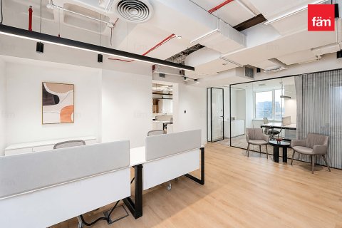Office de 261m² en Sheikh Zayed Road, UAE No. 159637 6