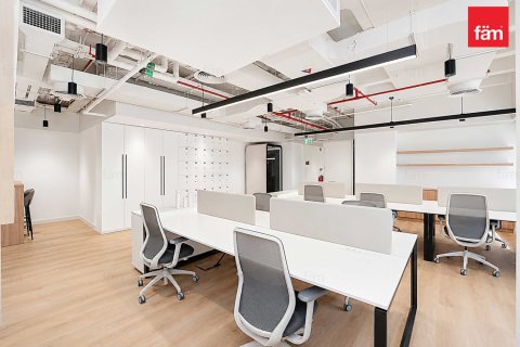 Office de 261m² en Sheikh Zayed Road, UAE No. 159637 11