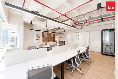 Office de 261m² en Sheikh Zayed Road, UAE No. 159637 9