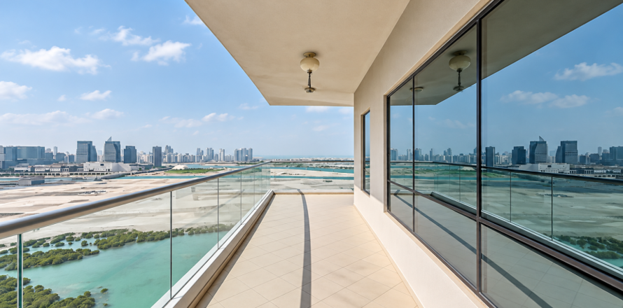 Apartment de 3 dormitorios en Al Reem Island, UAE No. 215423