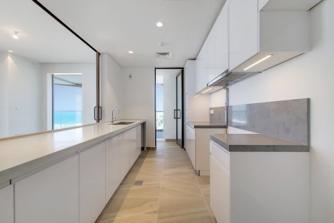Apartment de 3 dormitorios en Saadiyat Island, UAE No. 215409 5