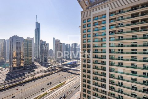 Apartment de 1 dormitorio en West Avenue Tower, UAE No. 202545 14