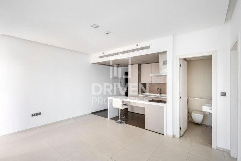 Apartment de 1 dormitorio en West Avenue Tower, UAE No. 202545 6