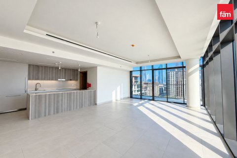 Квартира с 3 спальнями в City Walk, ОАЭ №215595