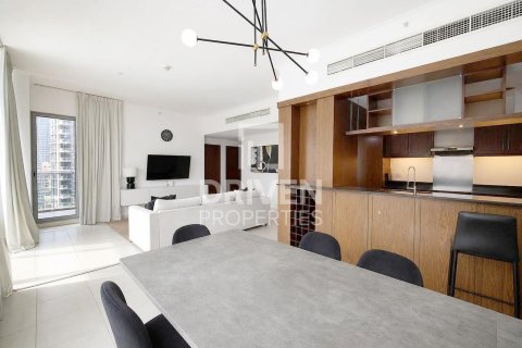 Apartment de 2 dormitorios en The Residences, UAE No. 201255 5