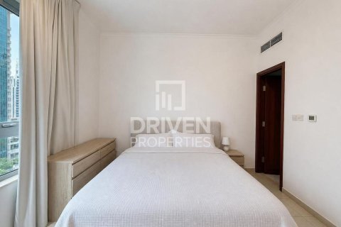 Apartment de 2 dormitorios en The Residences, UAE No. 201255 11