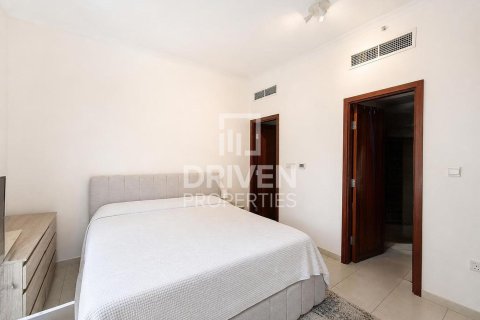 Apartment de 2 dormitorios en The Residences, UAE No. 201255 13
