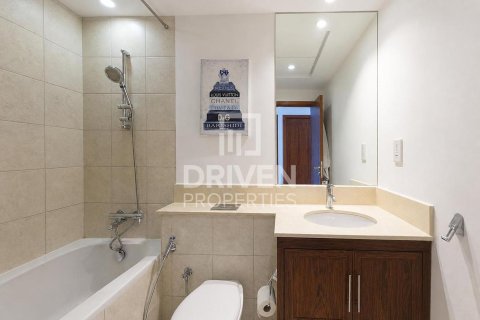 Apartment de 2 dormitorios en The Residences, UAE No. 201255 22
