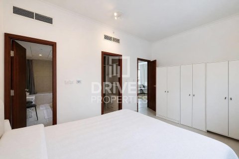 Apartment de 2 dormitorios en The Residences, UAE No. 201255 14