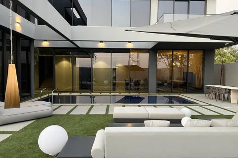 Villa de 5 dormitorios en Tilal City, UAE No. 10903 16
