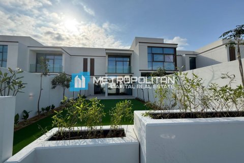 Townhouse de 2 dormitorios en Abu Dhabi, UAE No. 141749 33