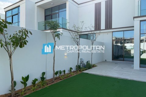 Townhouse de 2 dormitorios en Abu Dhabi, UAE No. 141749 34