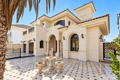 Вилла с 4 спальнями в Garden Homes, ОАЭ №214029 3