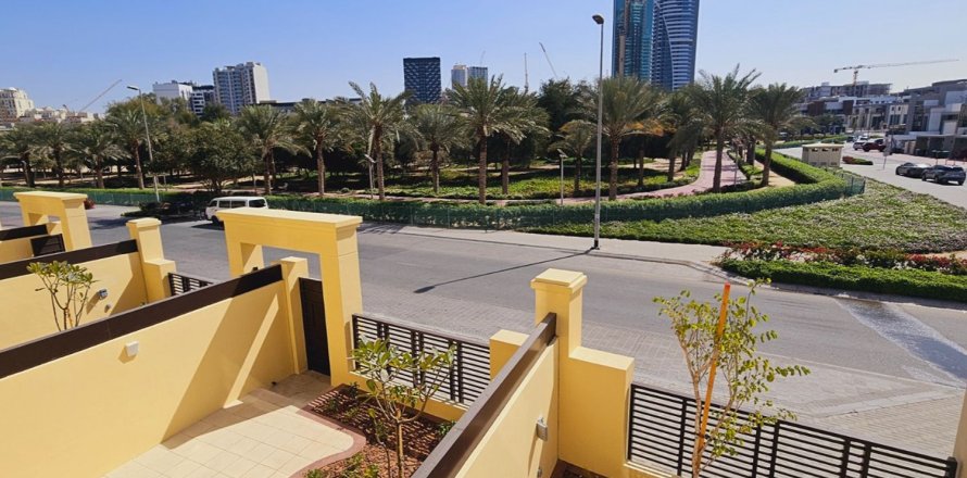 Townhouse de 3 dormitorios en Jumeirah Village Circle, UAE No. 202310