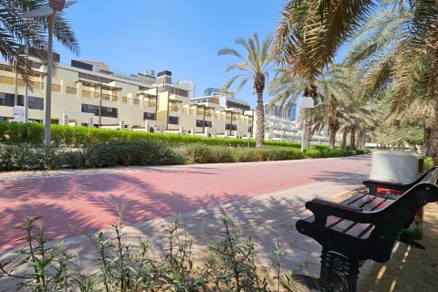 Townhouse de 3 dormitorios en Jumeirah Village Circle, UAE No. 202310 3