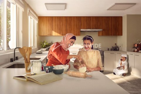 Villa de 4 chambres à Abu Dhabi, UAE No. 80855 8