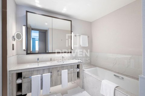 3 bedrooms Apartment in Address Harbour Point, UAE No. 212510 13