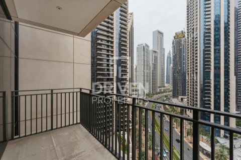2 bedrooms Apartment in BLVD Crescent, UAE No. 211562 25