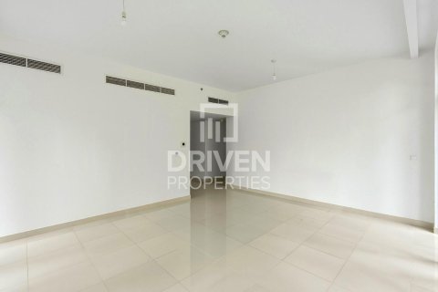 2 bedrooms Apartment in BLVD Crescent, UAE No. 211562 5