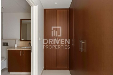 2 bedrooms Apartment in BLVD Crescent, UAE No. 211562 19