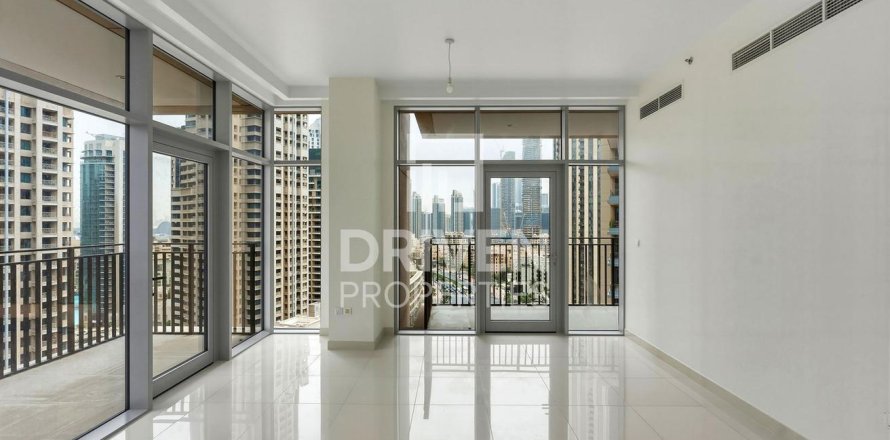 2 bedrooms Apartment in BLVD Crescent, UAE No. 211562