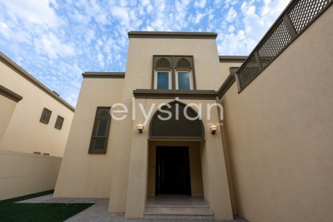 3 غرف نوم فيلا في Jumeirah Park Homes, الإمارات العربية المتحدة رقم 64980 16