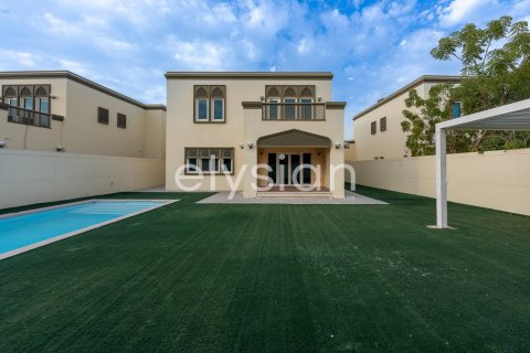 Villa de 3 dormitorios en Jumeirah Park Homes, UAE No. 64980