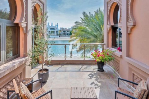 Villa de 5 chambres à Signature Villas, UAE No. 32225 10